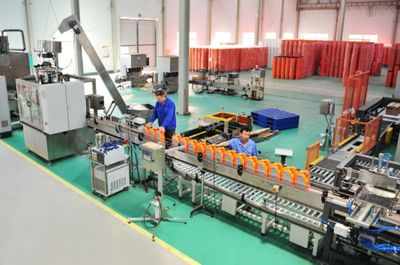 柳工司能 從潤(rùn)滑油到日用百貨的創(chuàng)新跨界與設(shè)計(jì)美學(xué)